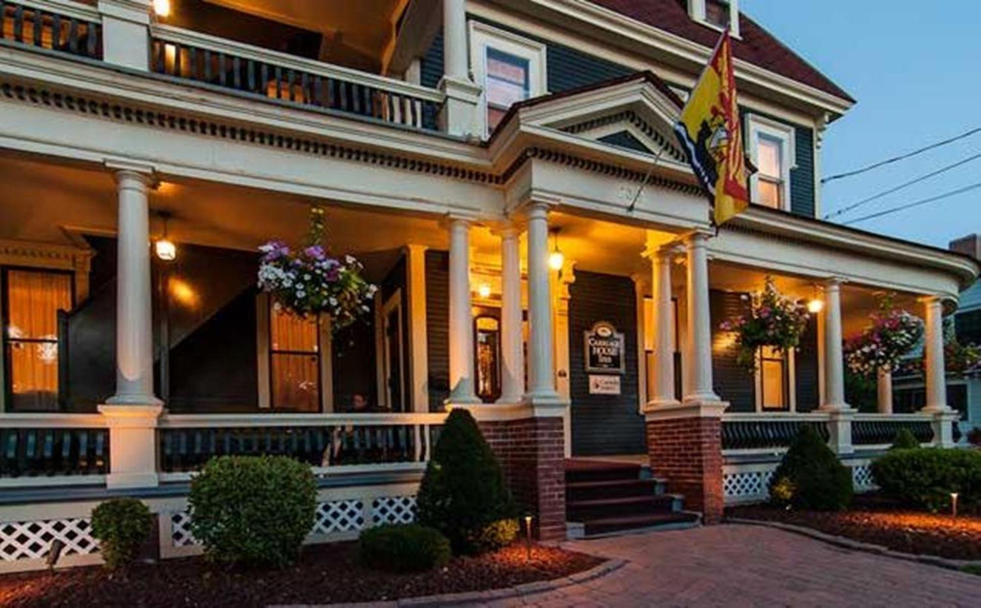 Carriage House Inn 프레더릭턴 외부 사진